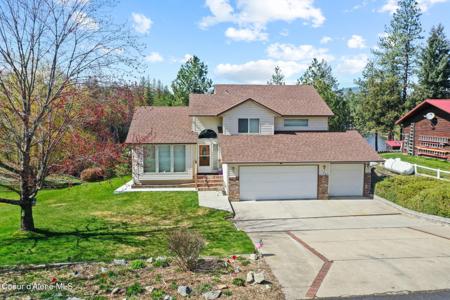 720 Stoneridge RD