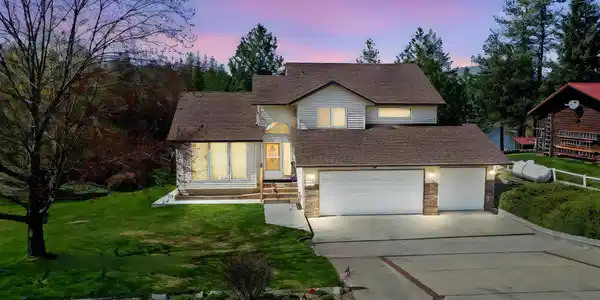 Image 3: 3-web-or-mls-720 Stoneridge Rd drone-24