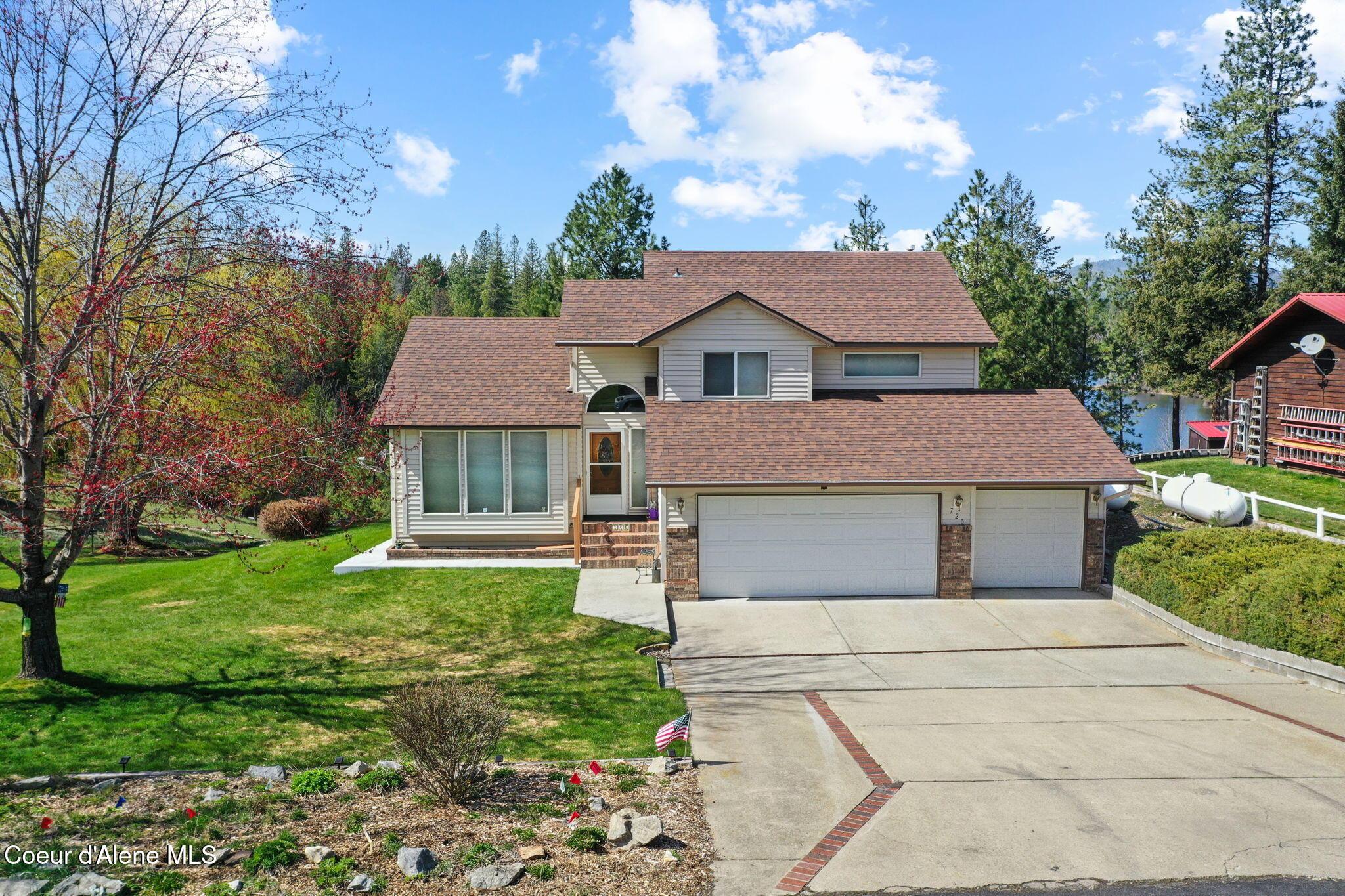 Image 4: 4-web-or-mls-720 Stoneridge Rd drone-25