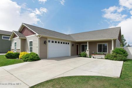 3622 E Galway CIR