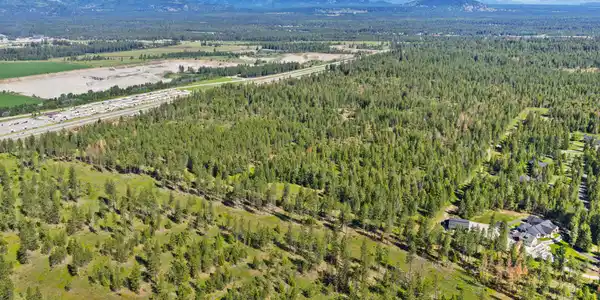 Image 4: View