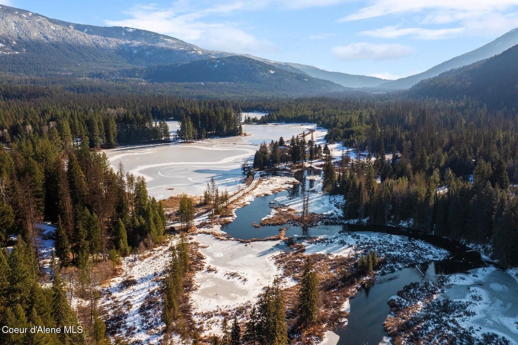 Image 2: Manmade Lakes & Streams