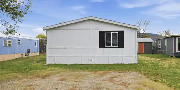 Image 2: 2 front view and parking
