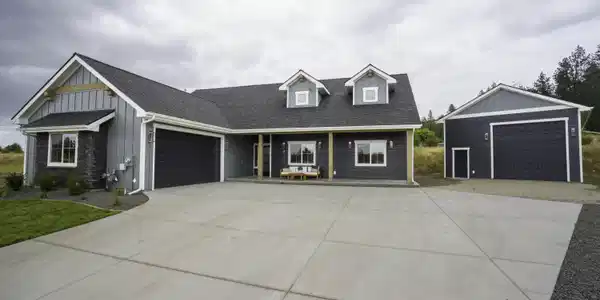 4550 E SAVEA LN