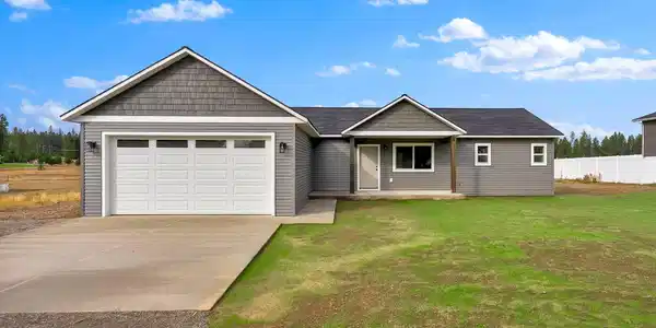 382 Solar Rd
