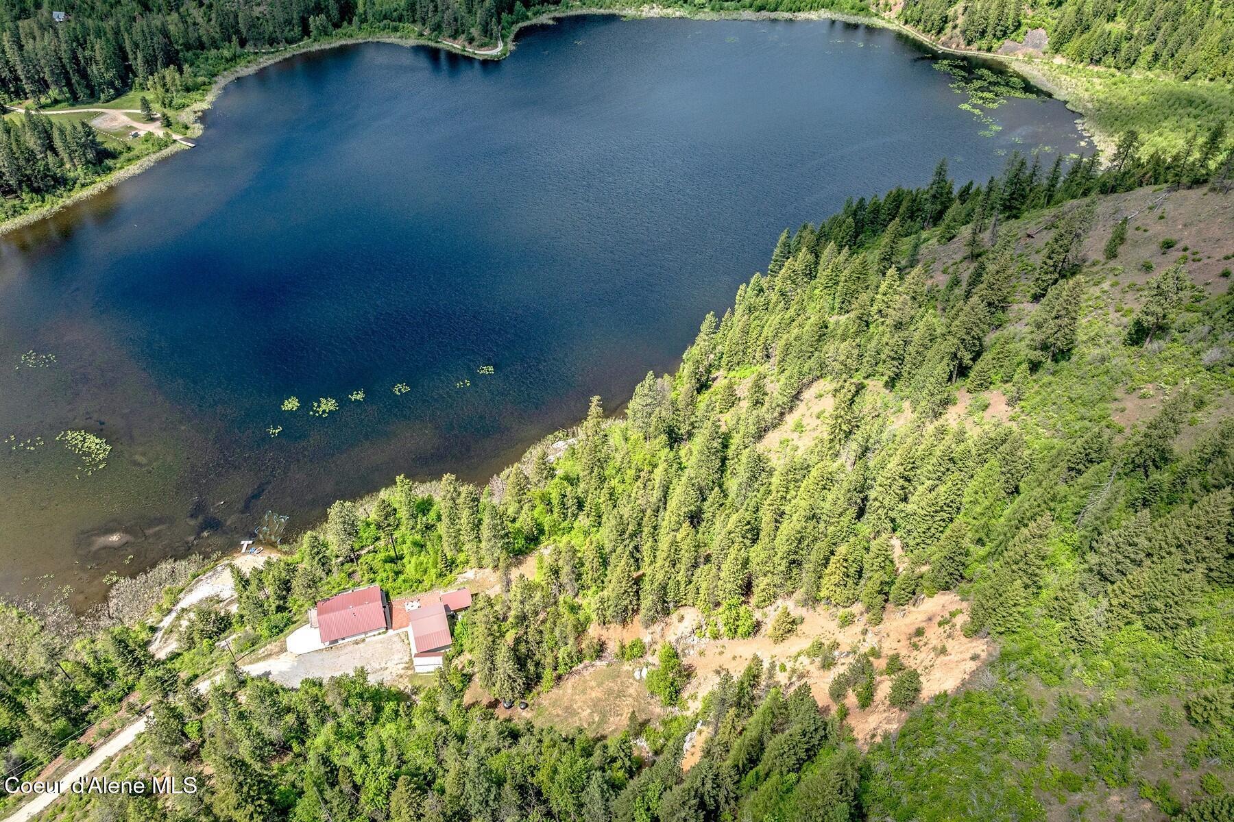 Image 1: Lake Retreat on 91 Acres
