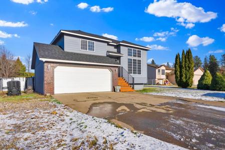 406 W 22ND AVE