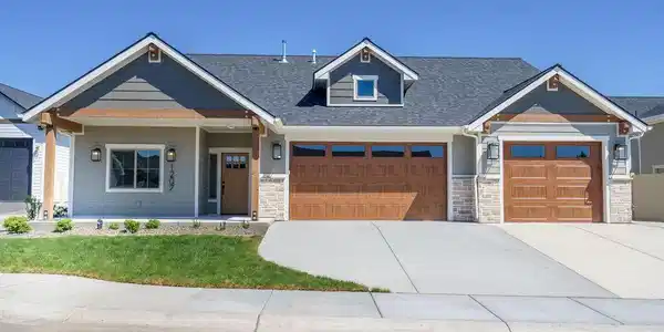 Image 2: 1207WFairLane-2