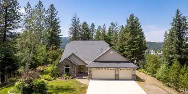 Image 3: DJI_0518-HDR.jpg-vsuniqueid-6852c651e74e