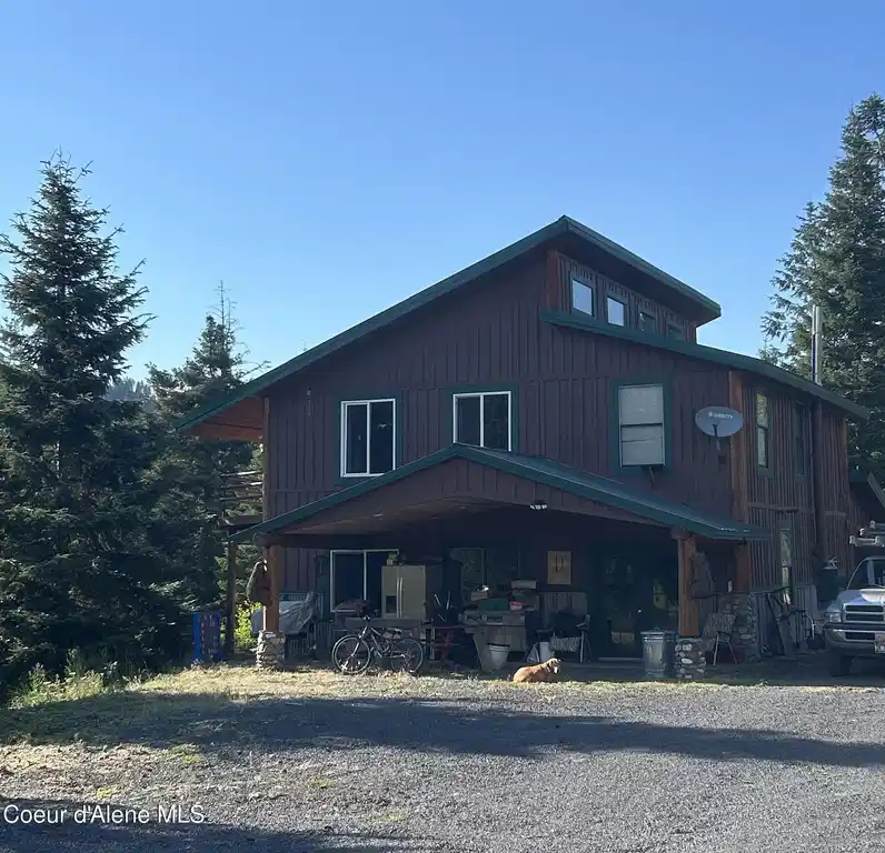 Image 1: Exterior