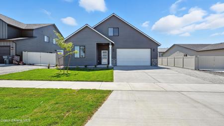 6696 Portrush Dr