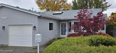 1539 W WOODLAWN DR