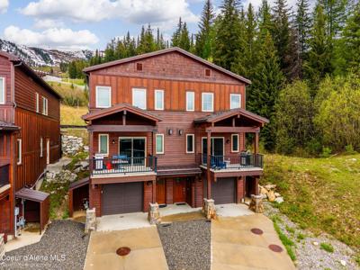 126 Chutes Ln