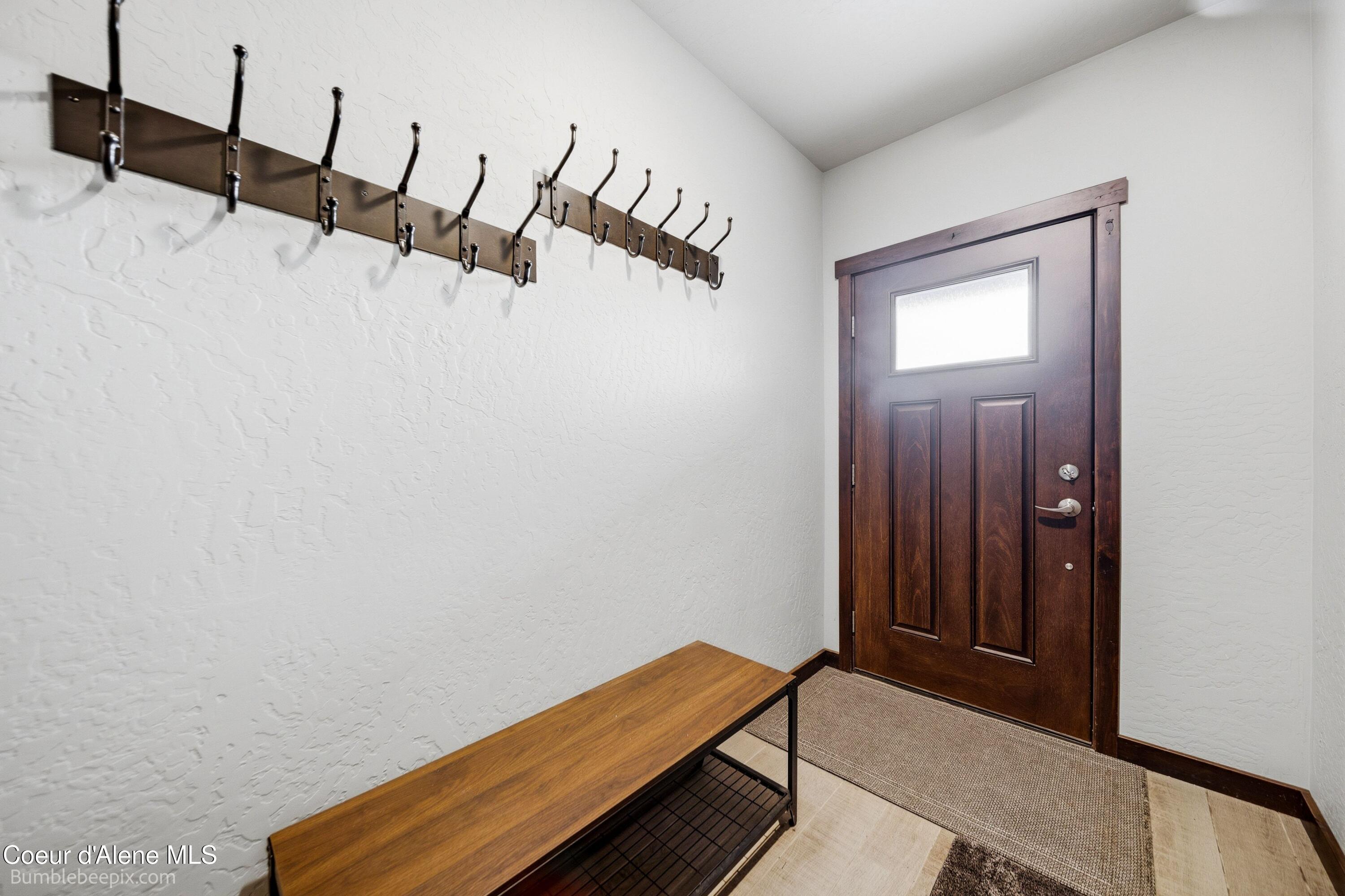 Image 4: Entry