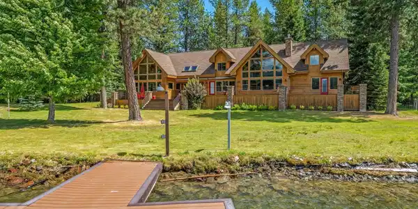 413 Swan Shores Dr