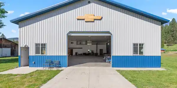 Image 3: 26277NChevrolaneWay-3
