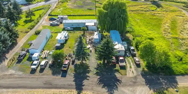 Image 2: Tensed Mobile Home Park