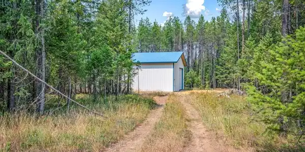 Image 4: Private Drive to Shop