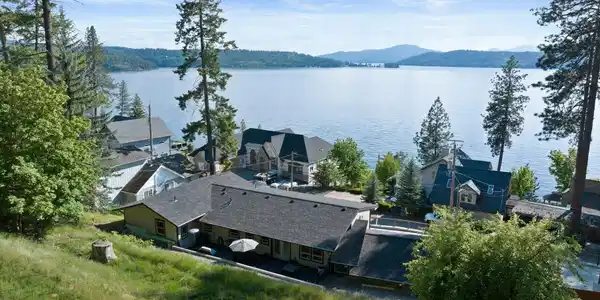Image 3: Spectacular CdA Lake View Beauty