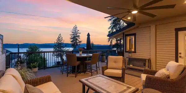 Image 4: Sunset on Covered Deck