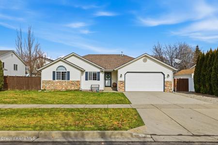 2981 W BROADMOORE DR