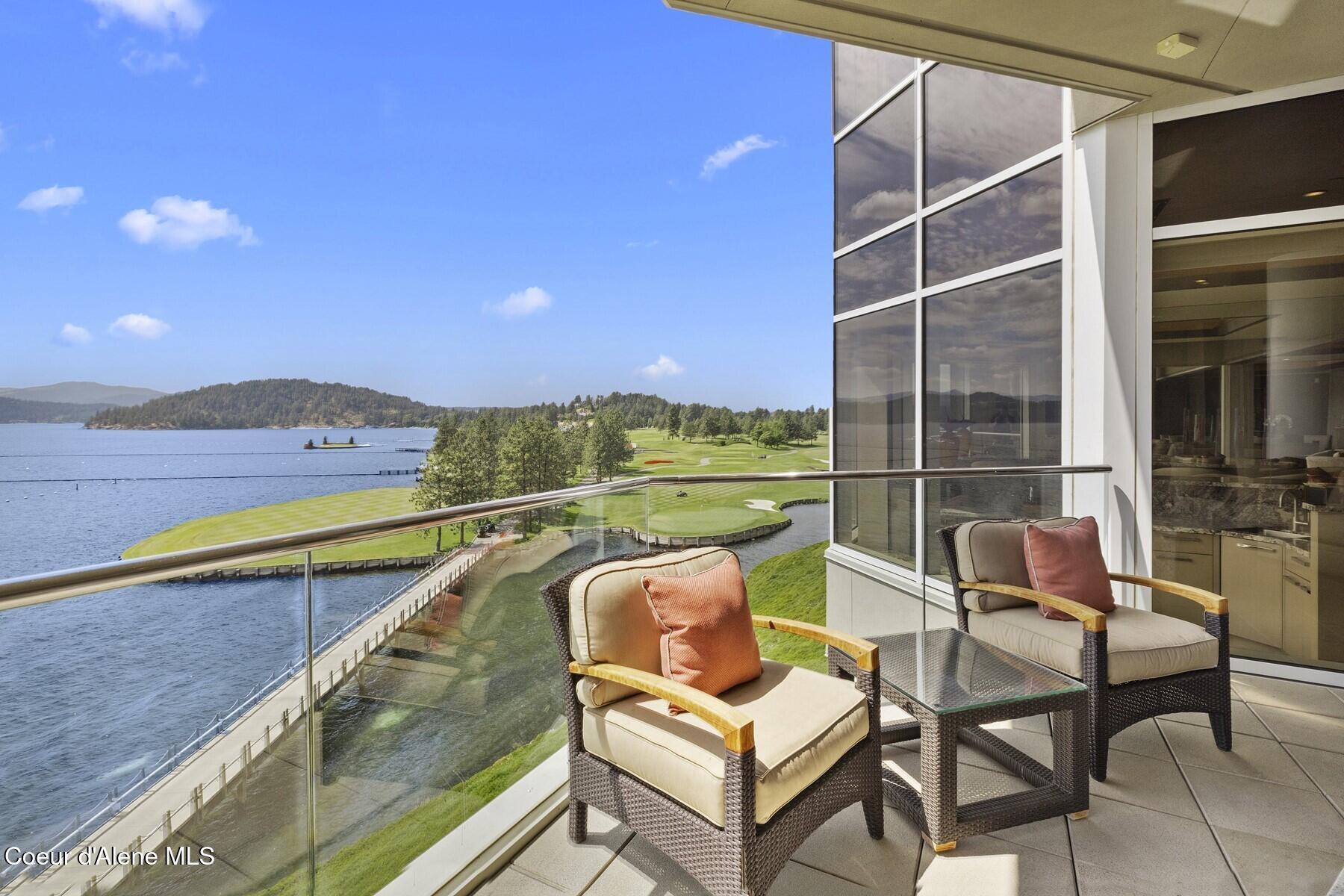 Image 4: Enjoy golf views and Membership