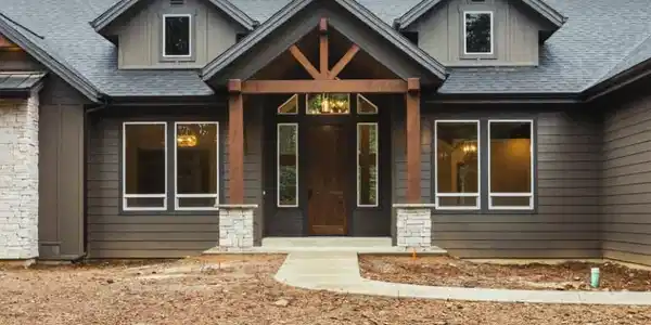 Image 3: Photo of Similar Home