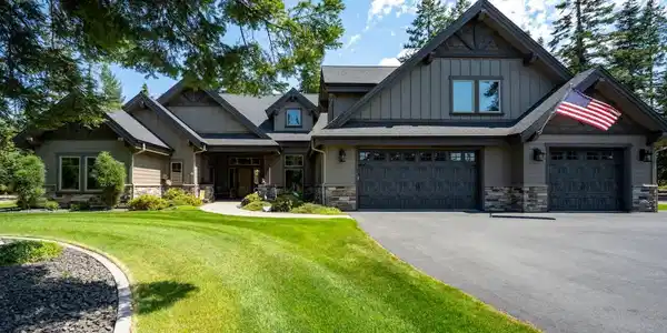 1609 E Amulet Cir