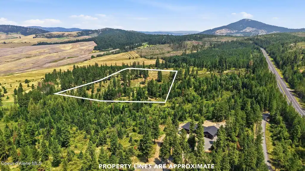 Image 1: 9.5 Idaho Acres