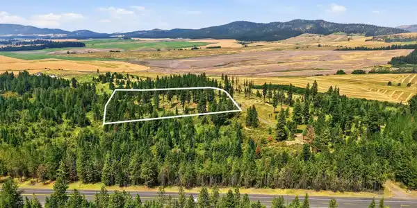 Image 3: 9.5 Idaho Acres