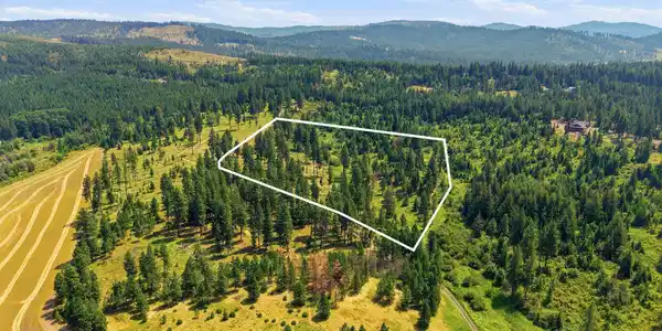 Image 4: 9.5 Idaho Acres