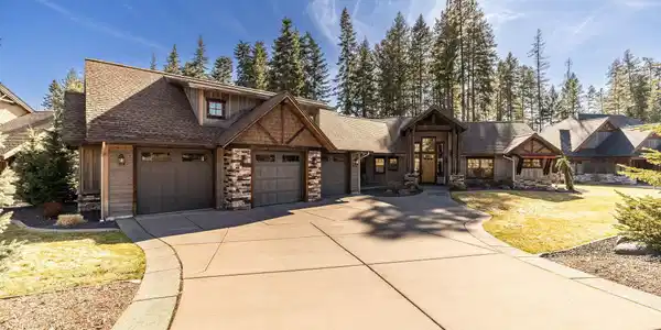 3676 W Cielo View CT