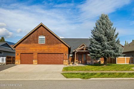 7709 W MEADOW LARK LN
