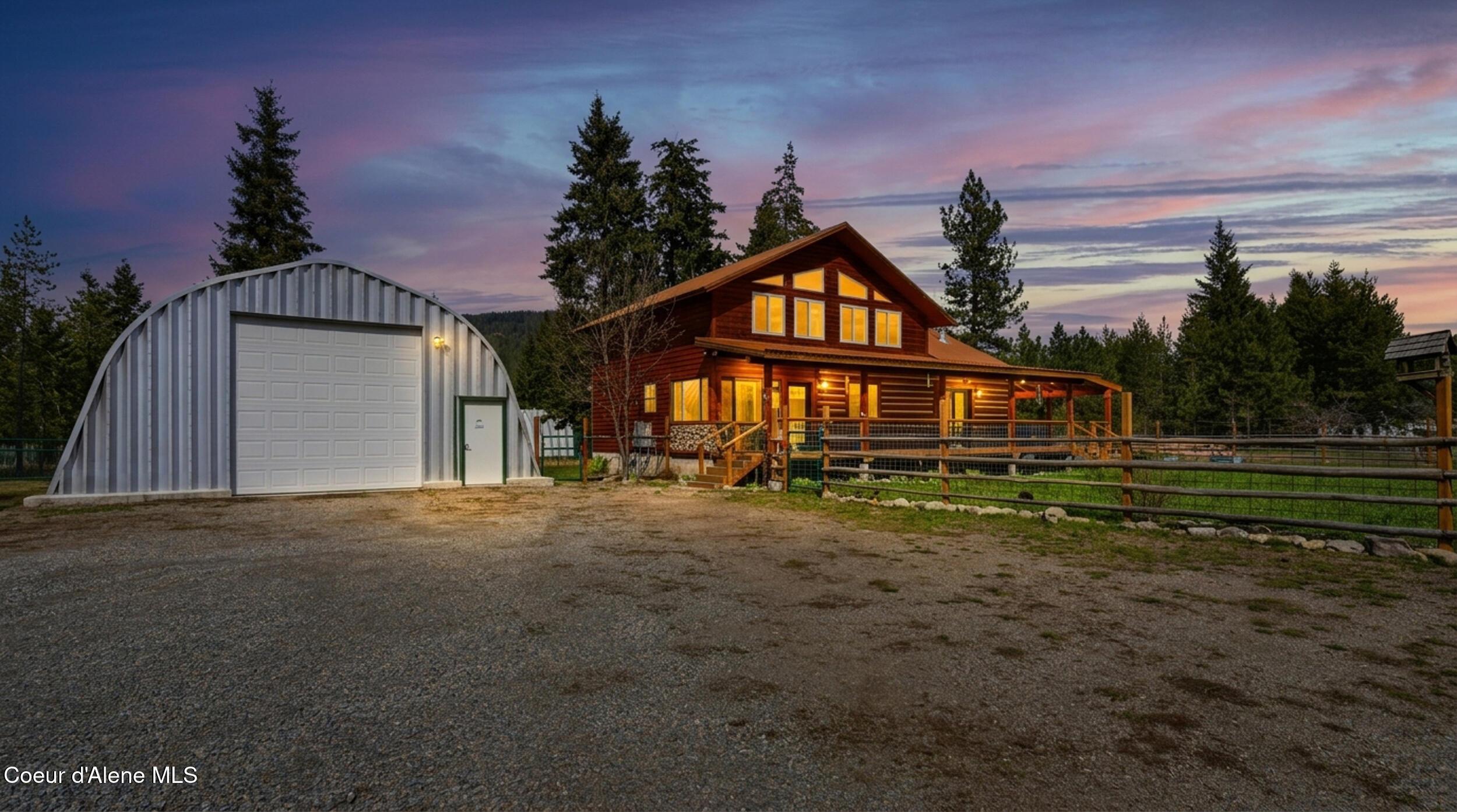 Image 1: Homestead on 5 Acres