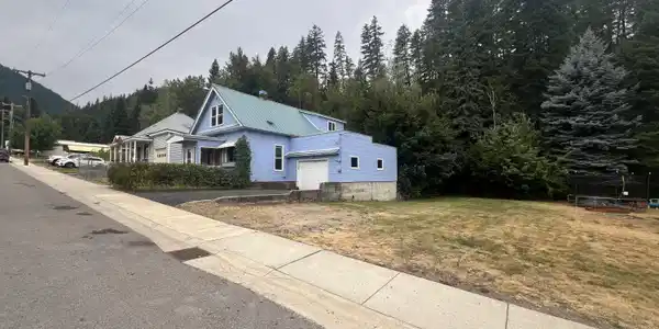 Image 4: ST VIEW