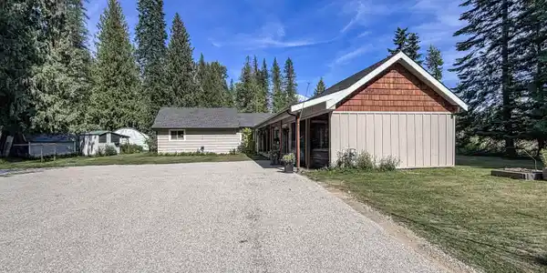478165 Highway 95