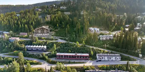 Image 2: 2-web-or-mls-DJI_20250911170334_0035_D