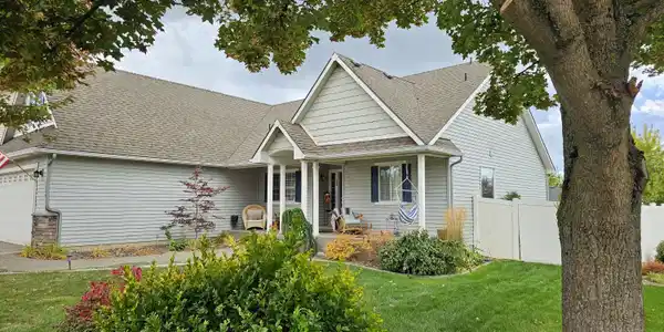 1280 W Palouse Dr