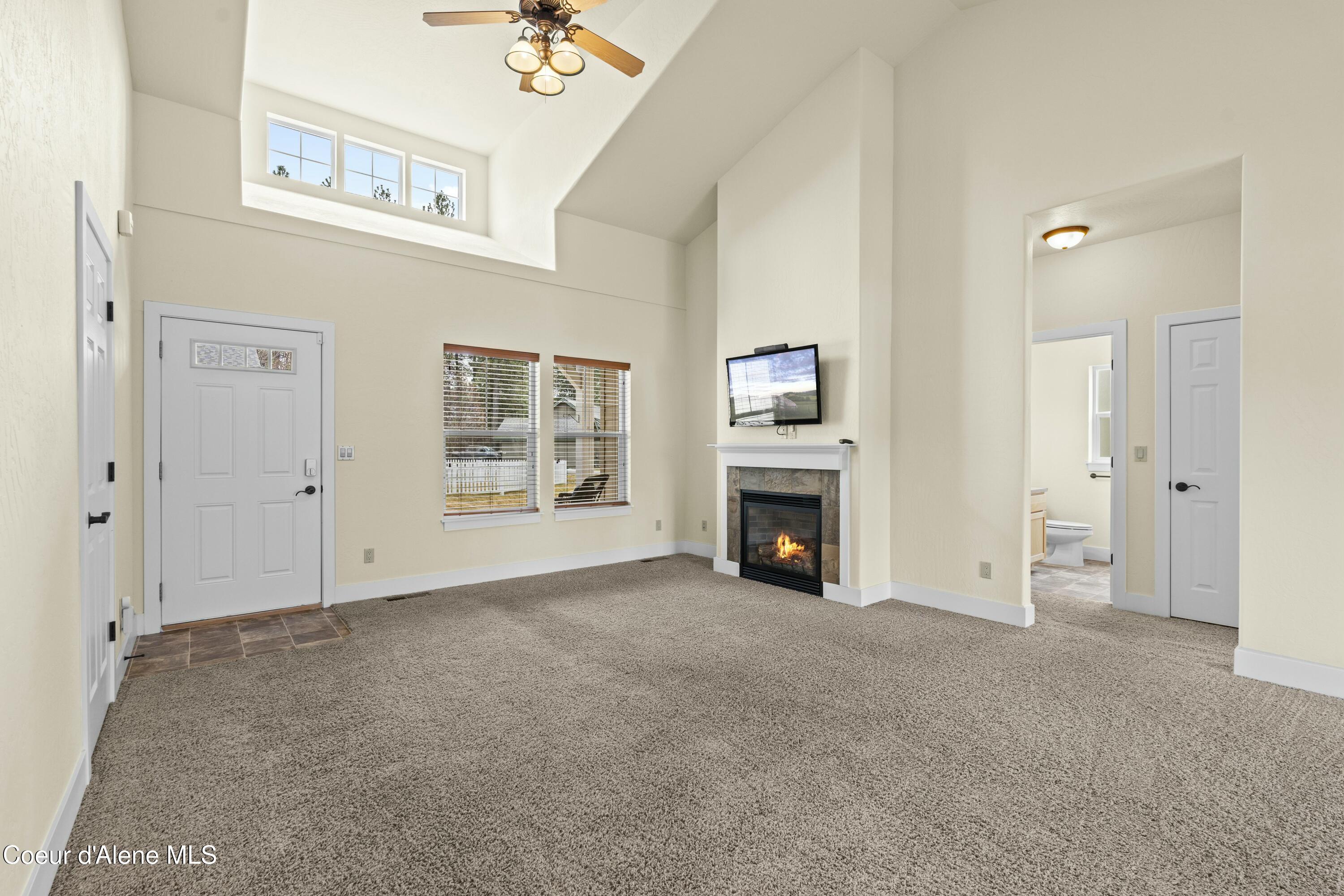 Image 3: One Level Floorplan