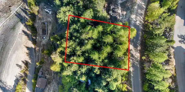 Image 2: Aerial_TelemarkRdLot-3_Outlined