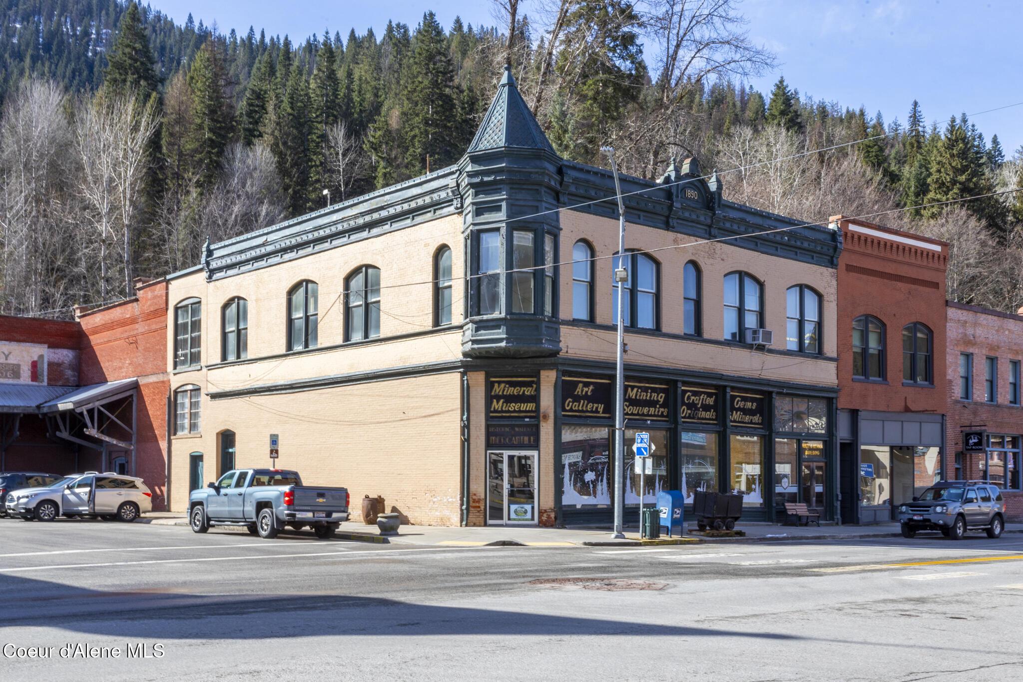 Image 1: Historic White and Bender Building