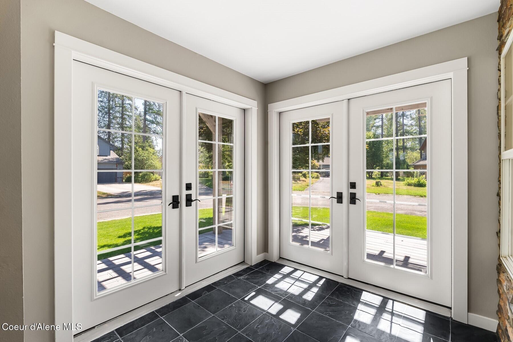 Image 2: Sunroom Front Porch