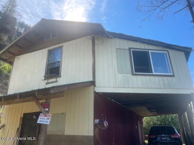 Image 4: House