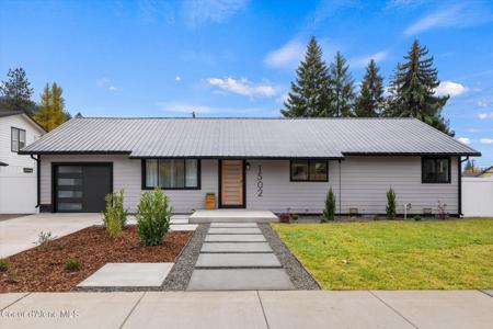 1502 E Stiner