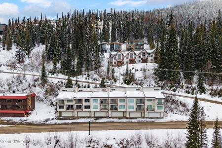 8766 Schweitzer Mountain RD Unit 305