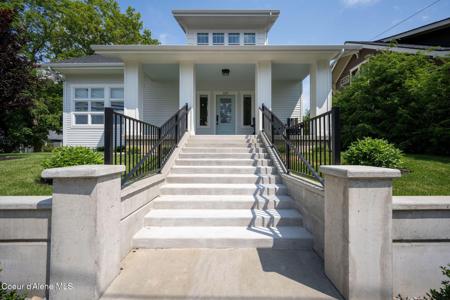 215 W FOSTER AVE