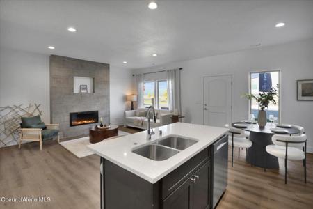 717 N Creative Way (Lot 5)