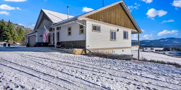 5383 E Van Dusen Rd.