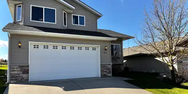 4224 N Brookie DR
