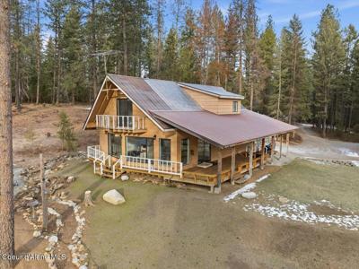 700 Deer Trail RD